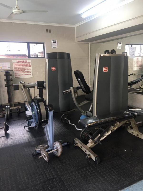 To Let 1 Bedroom Property for Rent in Brooklyn Western Cape